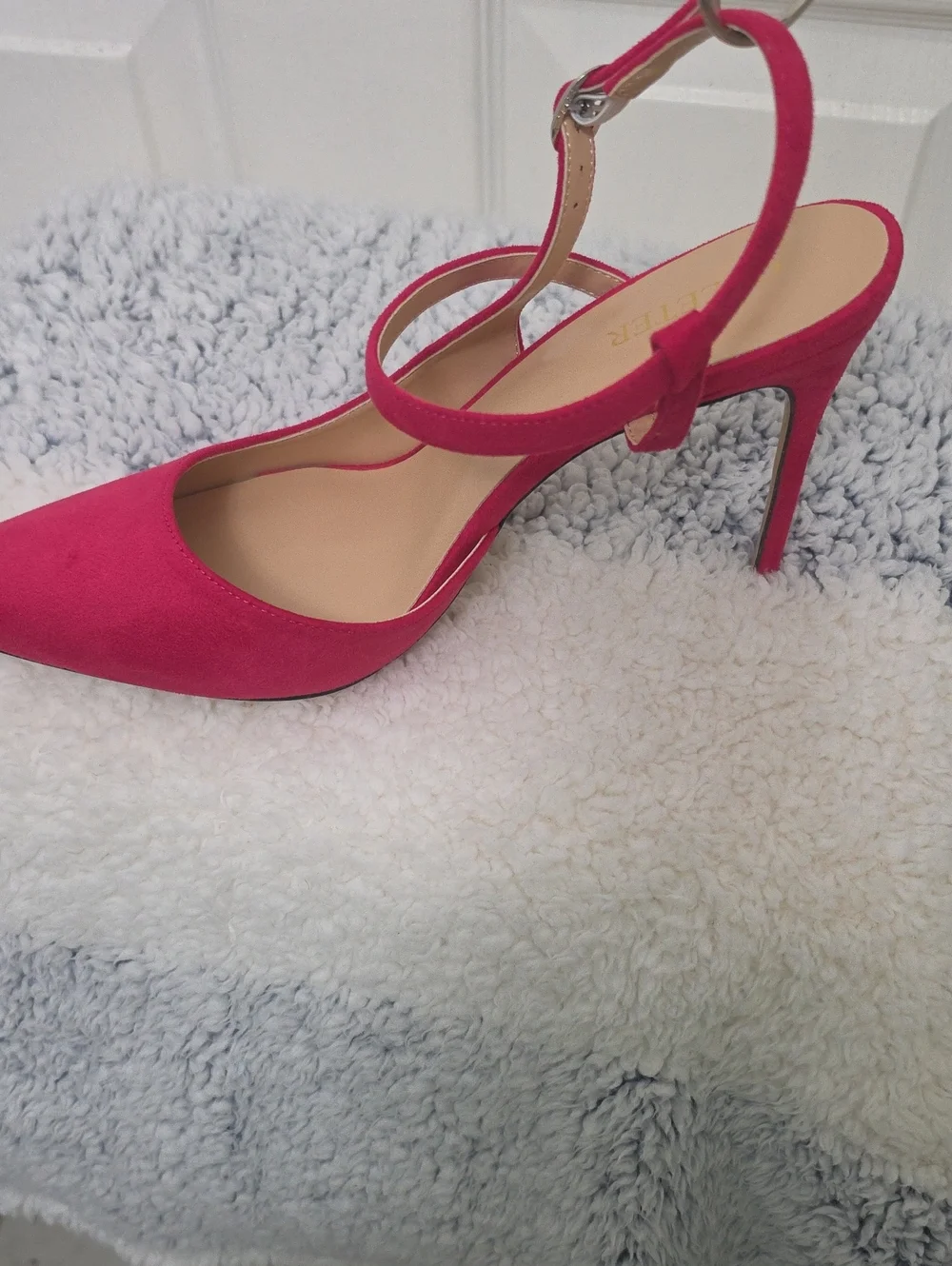 Pointed Toe Ankle-Strap Heels in Bright Pink